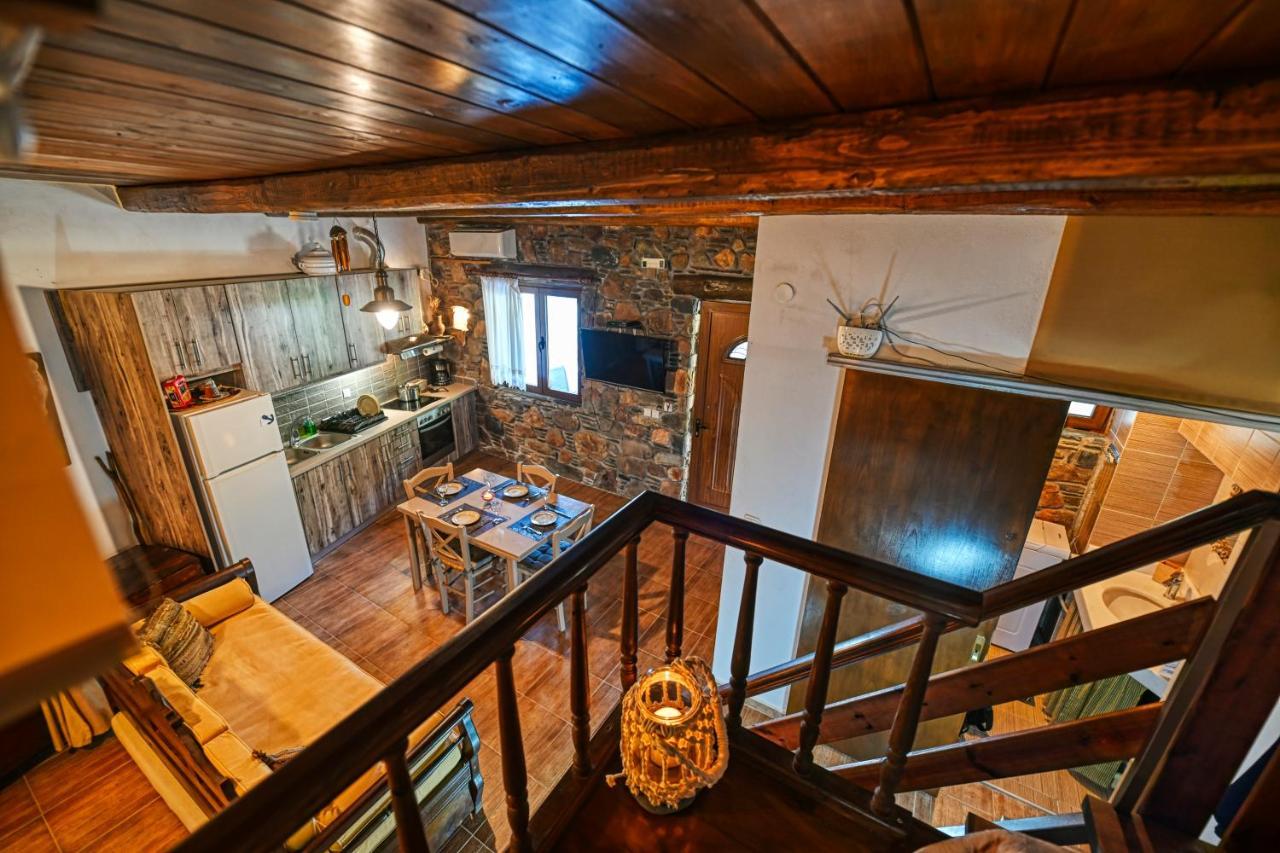 "Pefkopetro" Traditional House Keramotí Eksteriør billede