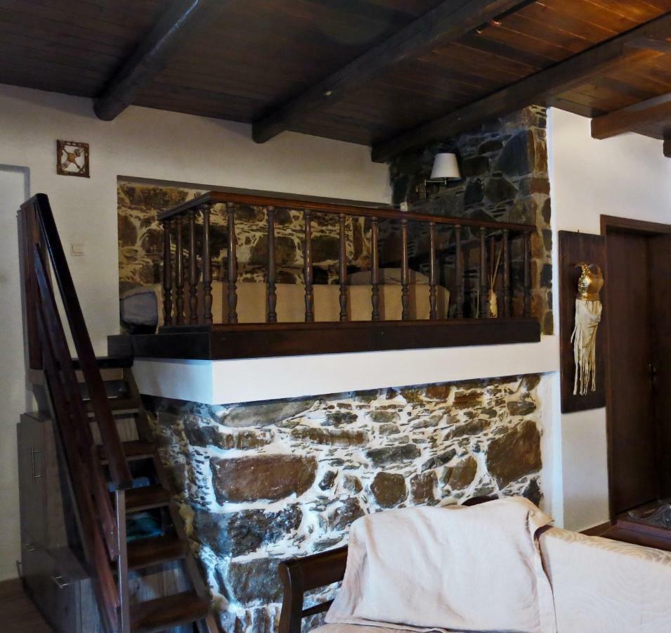 "Pefkopetro" Traditional House Keramotí Eksteriør billede